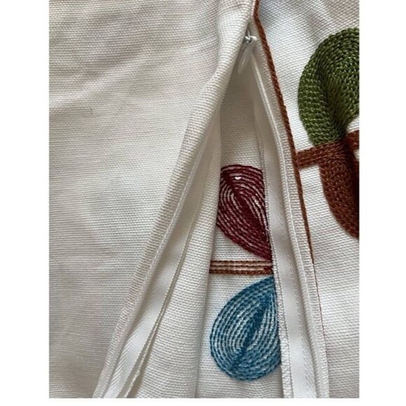 NWT  Embroidered High Quality 100% Organic Cotton Pillow Cushion Covers set of 2 - Picture 10 of 11